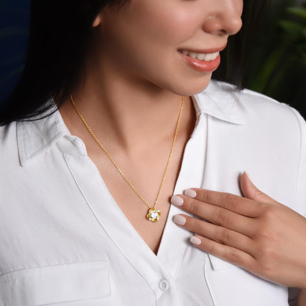 To Our Amazing MOM - Personalized - Love Knot Necklace